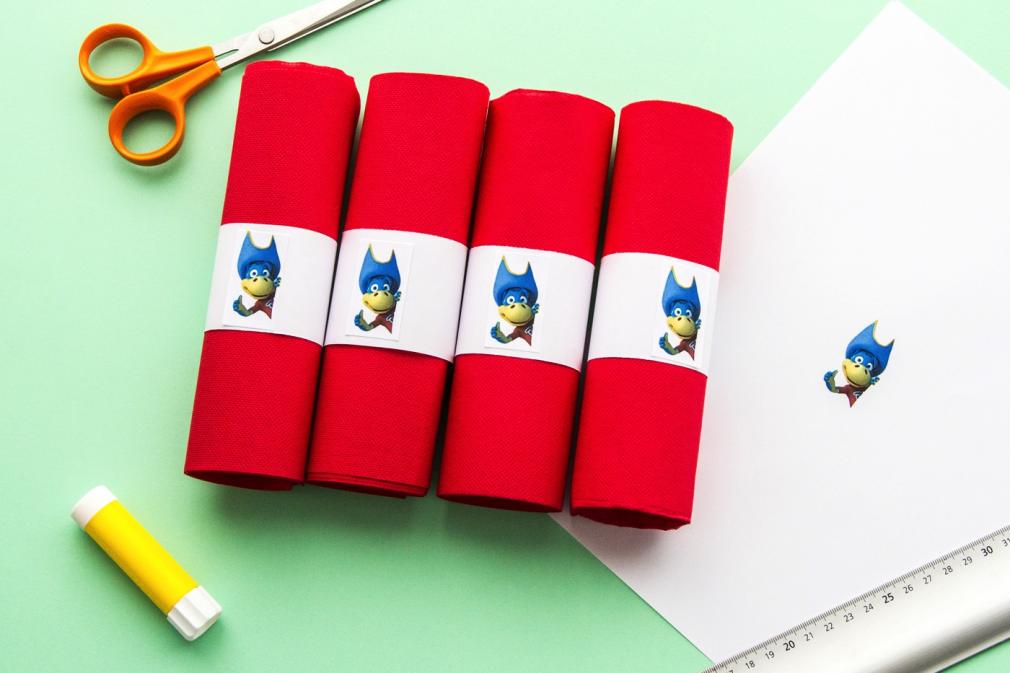 Creá tu propio Dino aro para servilletas